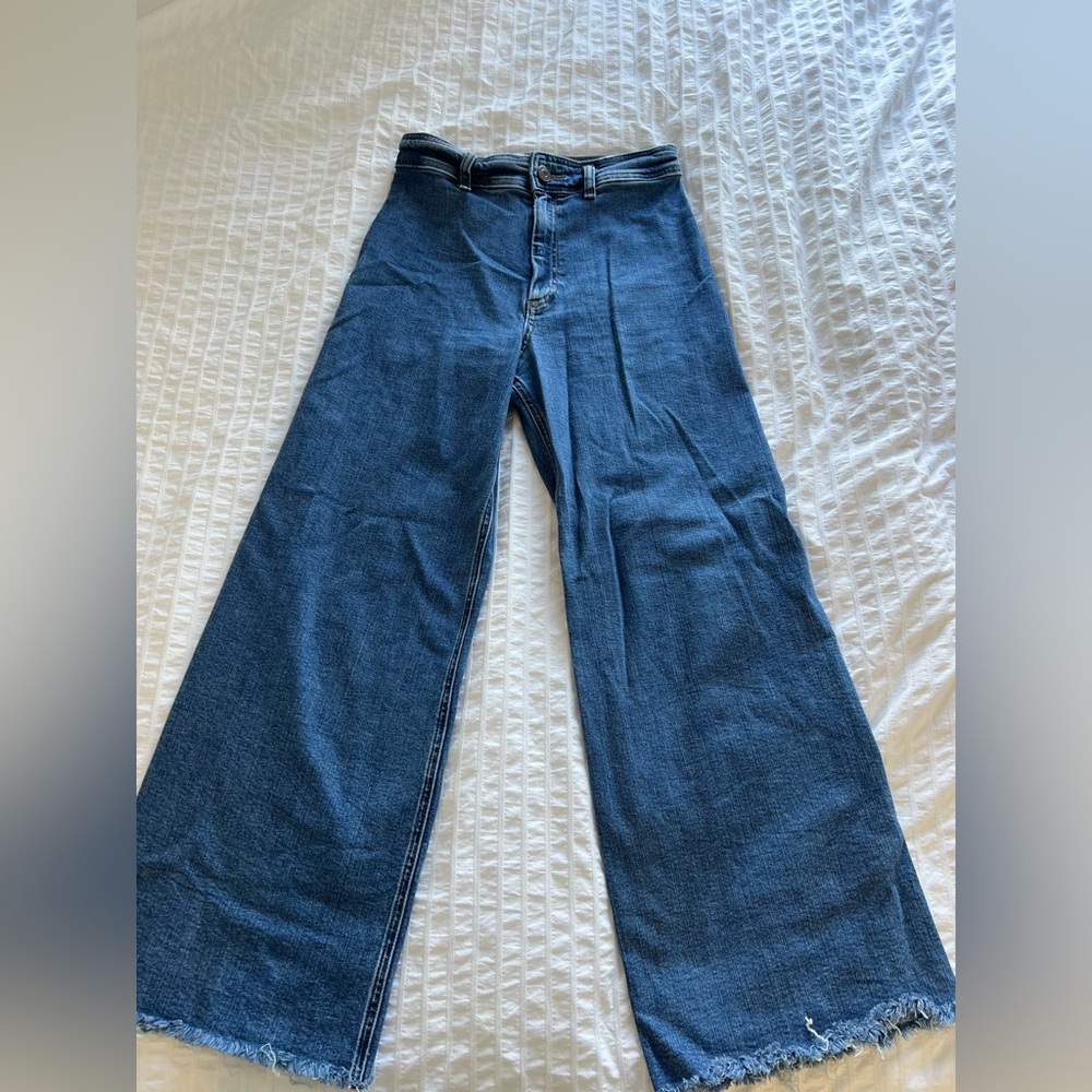 Zara Marine Wide Legged jeans